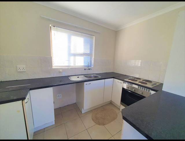 1 BEDROOM APARTMENT TO LET IN PAROW NORTH